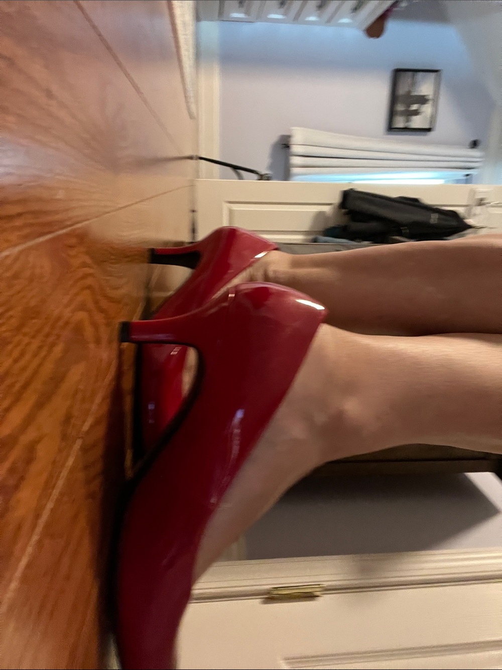 Life Stride Women's Red Patent Mid-Height Pumps